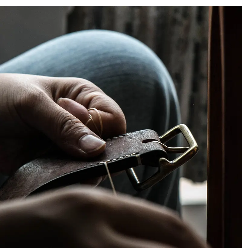 High-End Vintage Rugged Handcrafted Full-Grain Leather Belt