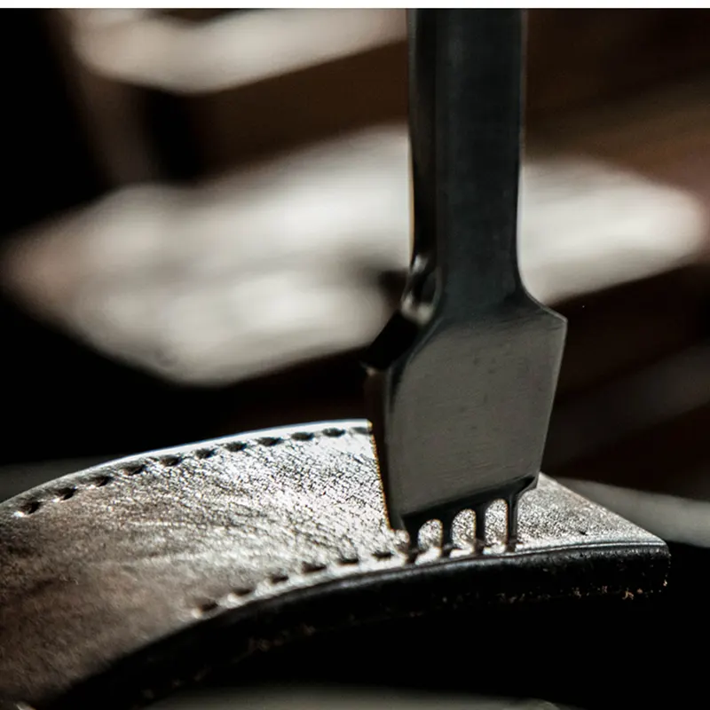 High-End Vintage Rugged Handcrafted Full-Grain Leather Belt