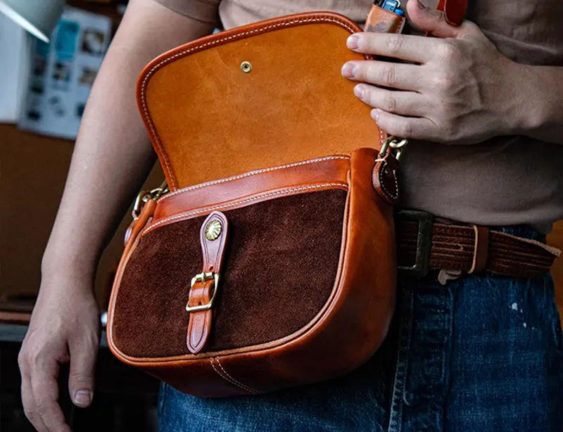 Colorblock Full-Grain Leather Messenger Style Crossbody Bag