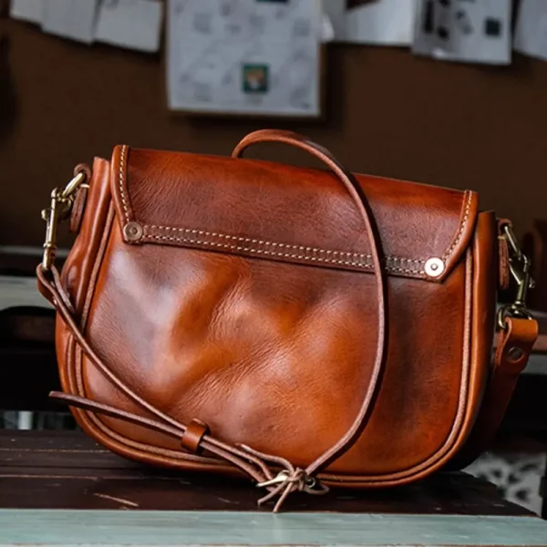 Colorblock Full-Grain Leather Messenger Style Crossbody Bag