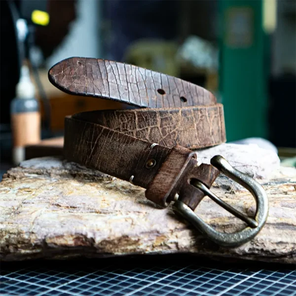High-End Vintage Rugged Handcrafted Full-Grain Leather Belt