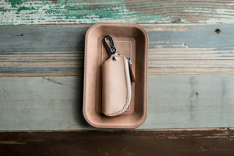 Hand-Stitched Genuine Leather Motorcycle Keychain with Zipper