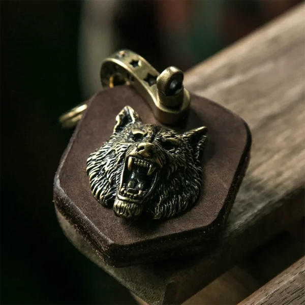Handcrafted Full-Grain Genuine Leather Motorcycle Keychain Wolf