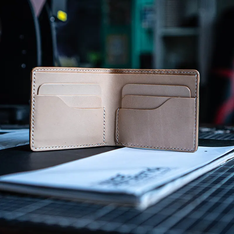 Handcrafted Waxed Full-Grain Leather Short Wallet