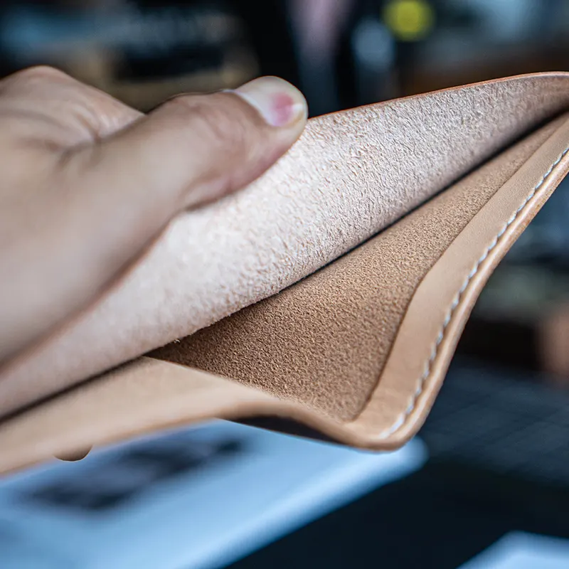 Handcrafted Waxed Full-Grain Leather Short Wallet