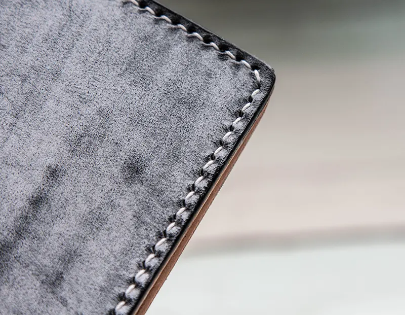 Handcrafted Waxed Full-Grain Leather Short Wallet