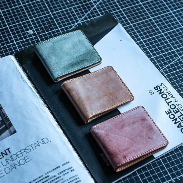 Handcrafted Waxed Full-Grain Leather Short Wallet
