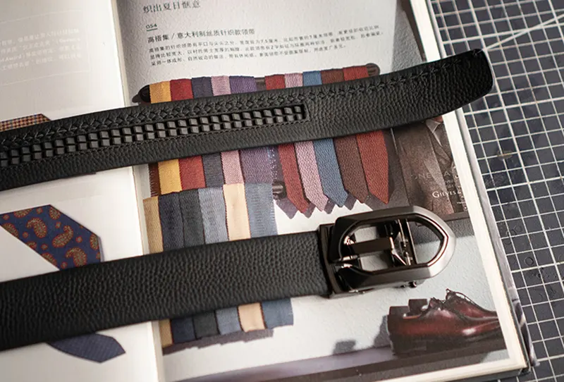 High-End Business Gentleman’s Leather Belt Automatic Buckle