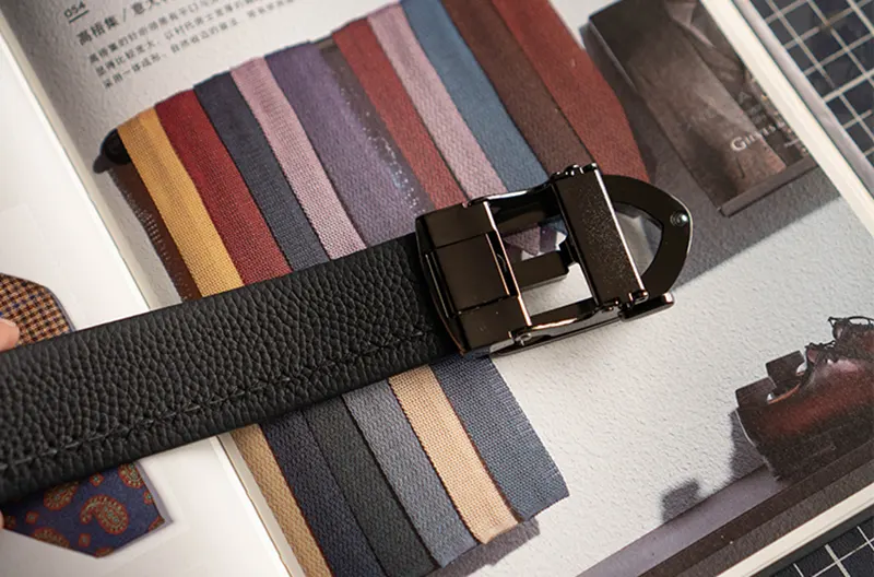 High-End Business Gentleman’s Leather Belt Automatic Buckle