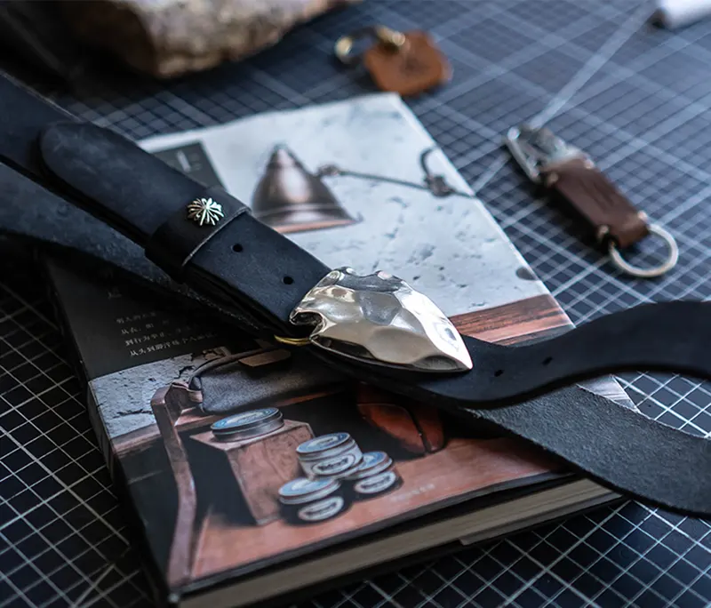 Rugged Niche Men's Cowhide Belt with Stainless Steel Buckle