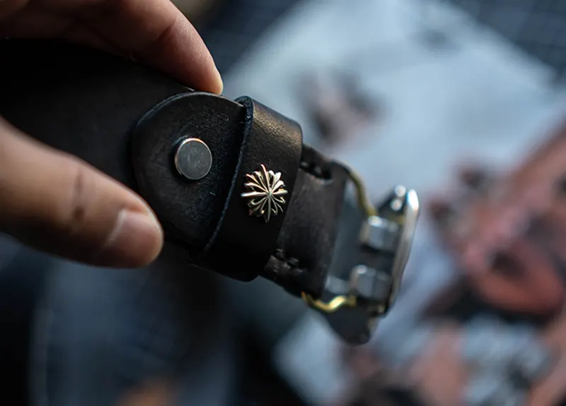 Rugged Niche Men's Cowhide Belt with Stainless Steel Buckle