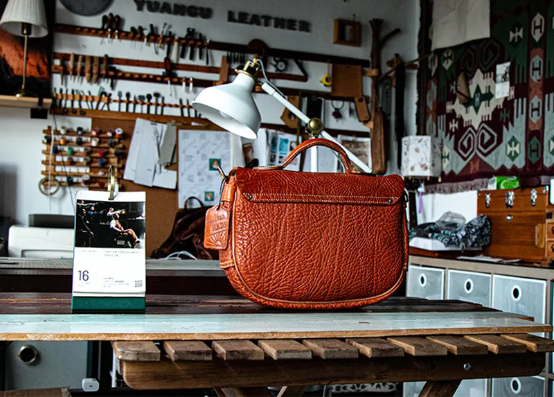 Luxury Handcrafted Neck Grain Leather Messenger Crossbody Bag