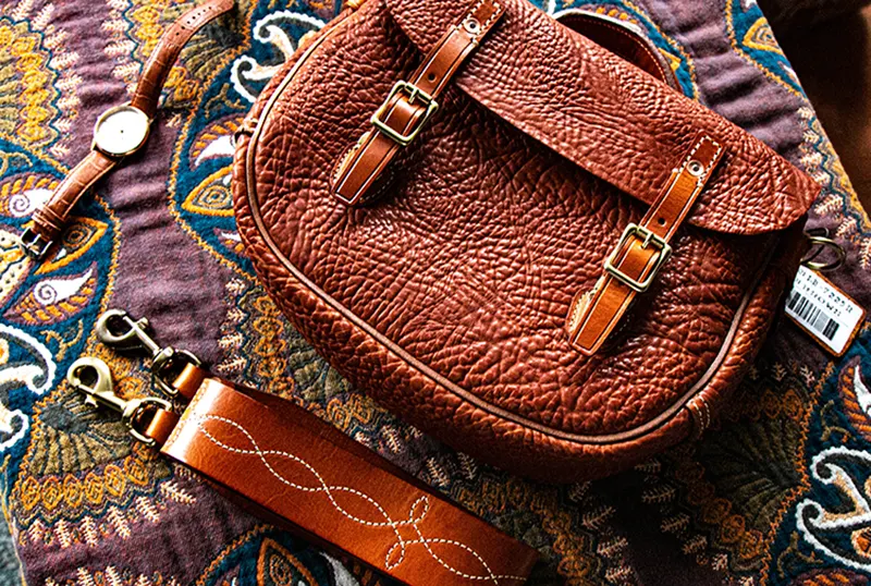 Luxury Handcrafted Neck Grain Leather Messenger Crossbody Bag