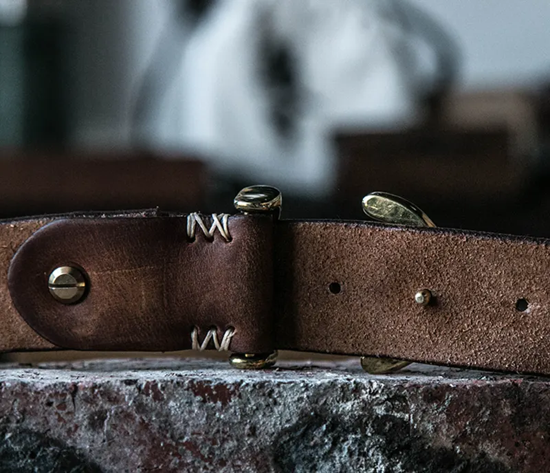Luxury Vintage Belt with Hammered Brass Anchor-Shaped Buckle