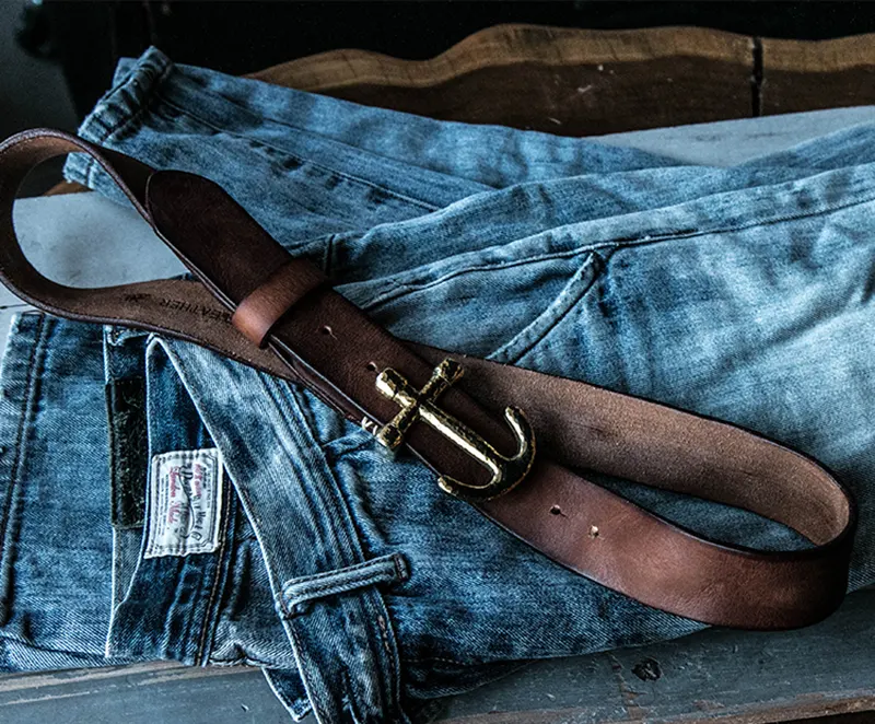 Luxury Vintage Belt with Hammered Brass Anchor-Shaped Buckle