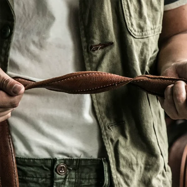 Niche Snake Scale Design Vintage Cowhide Men's Reversible Belt