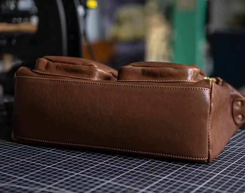 Niche Vegetable-Tanned Leather Motorcycle Crossbody Bag