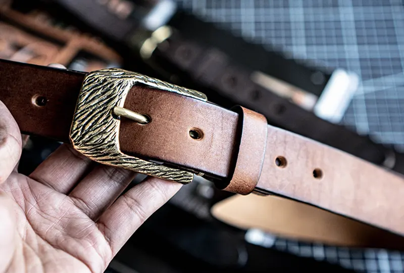 Original Dewaxed Brass Buckle Vintage Full-Grain Leather Belt