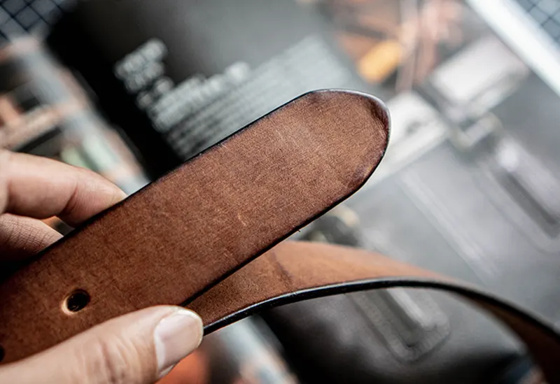 Original Dewaxed Brass Buckle Vintage Full-Grain Leather Belt