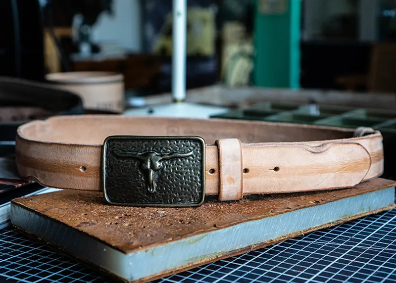 Rugged American Bull Head Brass Buckle Full-Grain Leather Belt