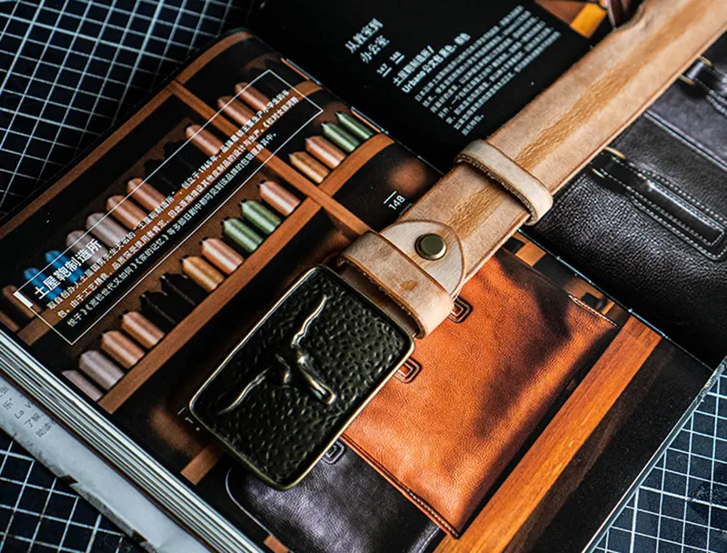 Rugged American Bull Head Brass Buckle Full-Grain Leather Belt