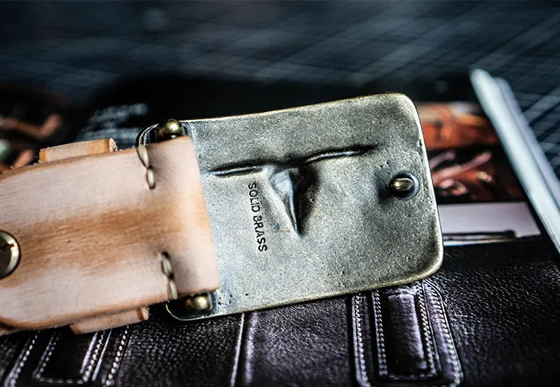 Rugged American Bull Head Brass Buckle Full-Grain Leather Belt