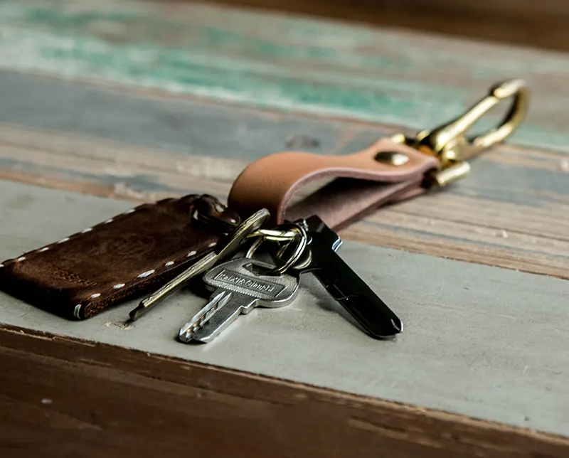 Rugged Outdoor American Full-Grain Leather Motorcycle Keychain
