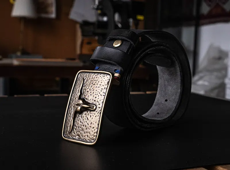 Rugged Vintage Bull Head Brass Buckle Full-Grain Leather Belt