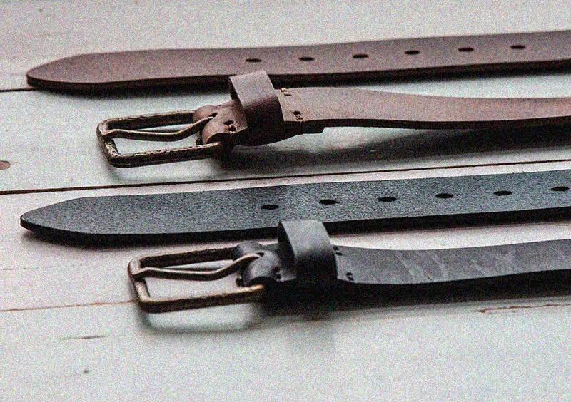 Rugged Vintage Full-Grain Leather Belt with Aged Brass Buckle