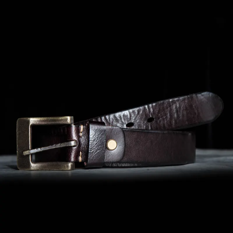 Rugged Vintage Full-Grain Leather Men's Belt with Brass Buckle