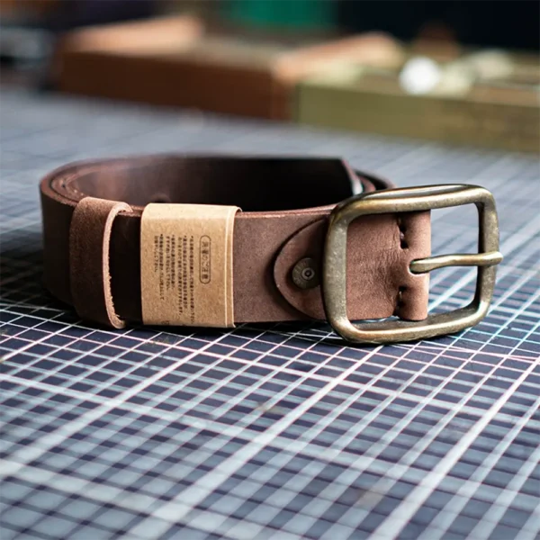 Rugged Vintage Workwear Style Men's Full-Grain Leather Belt