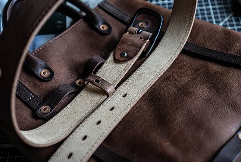 Trendy Vintage Full-Grain Leather Belt with Pin Buckle