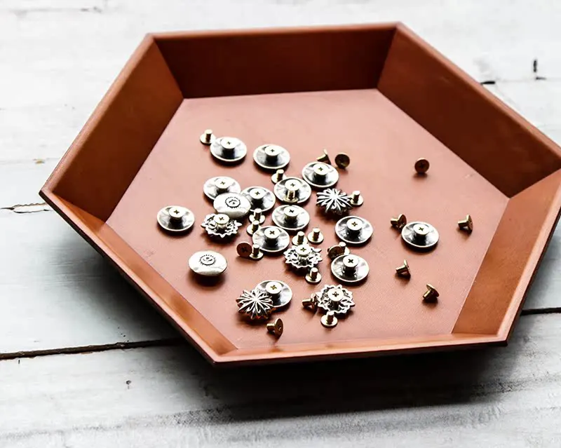 Vegetable-Tanned Leather Structured Storage Tray