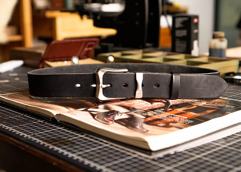 Vintage Casual Versatile Fashion Full-Grain Leather Belt for Men