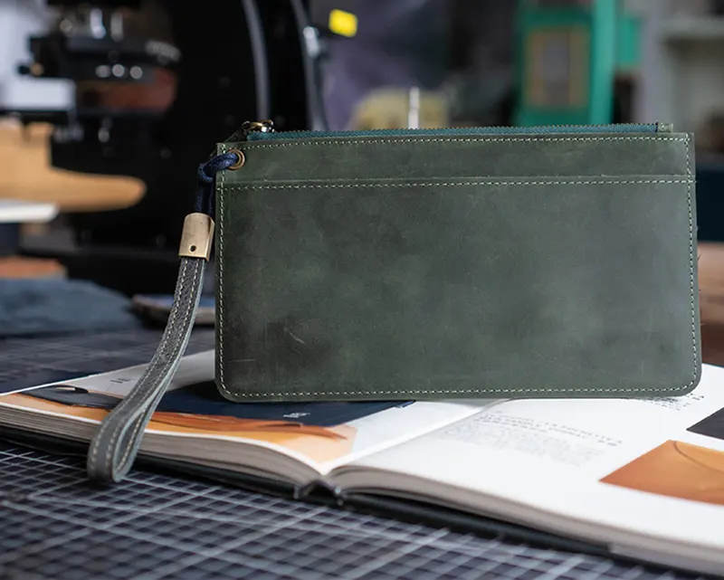 Vintage Fashion Crazy Horse Leather Large-Capacity Clutch Bag