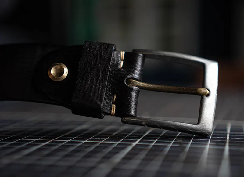 Vintage Handcrafted Vegetable-Tanned Leather Belt Pin Buckle