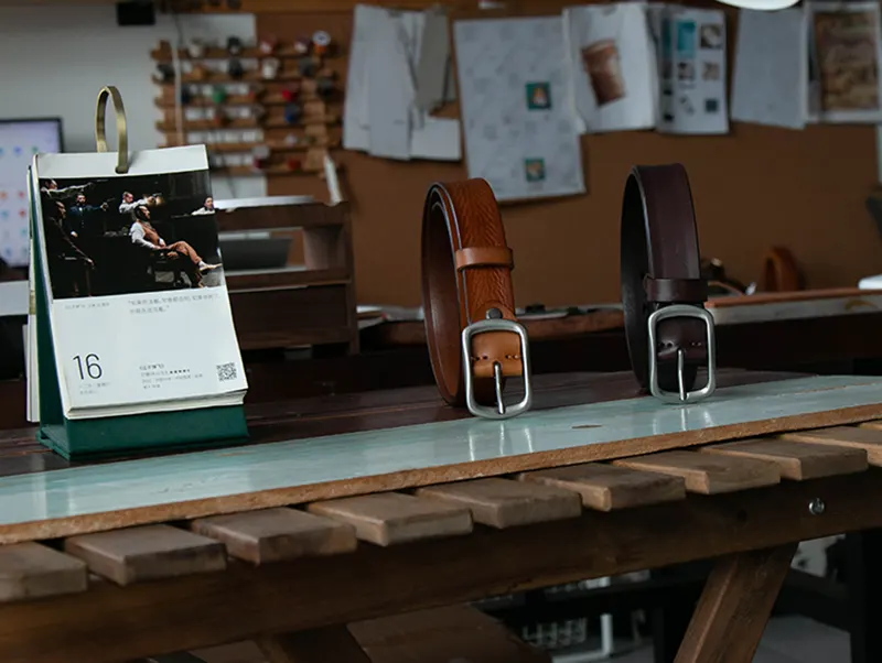 Vintage Youth Style Soft Genuine Leather Belt with Natural Grain