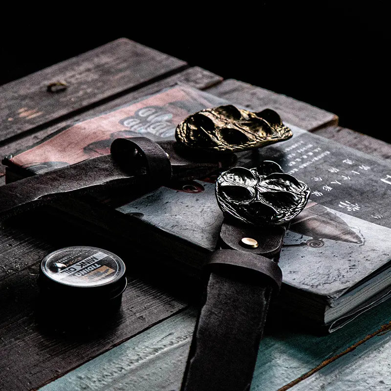 Wild Hand-Cast 3D Embossed Crocodile Texture Buckle Luxury Leather Belt