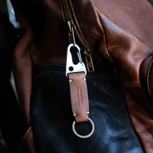 Handcrafted Full-Grain Leather Keychain with Eagle Beak Buckle
