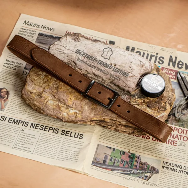 Vintage Handcrafted Full-Grain Leather Men's Belt