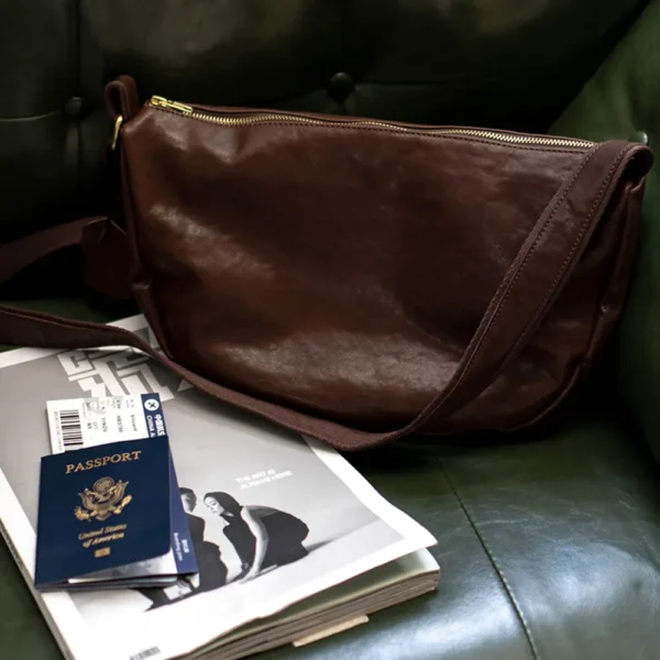 Vintage Vegetable-Tanned Leather Large Capacity Crossbody Bag