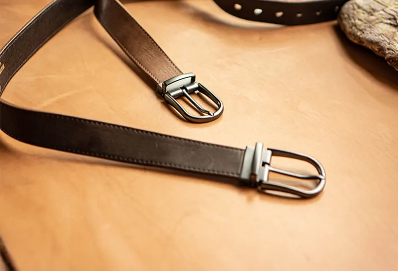 Vintage Distressed Vegetable-Tanned Leather Men's Belt