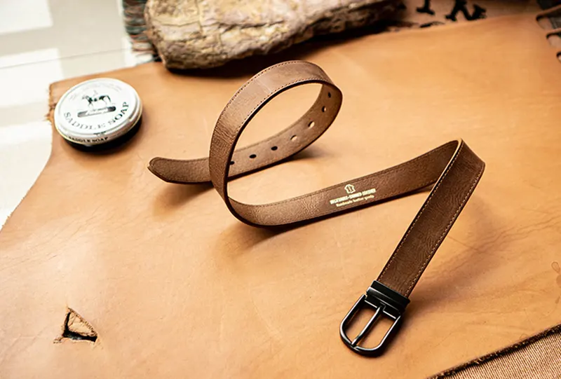 Vintage Distressed Vegetable-Tanned Leather Men's Belt